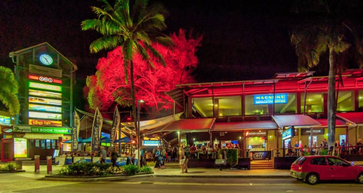 “Airlie Beach real estate market trends 2025”